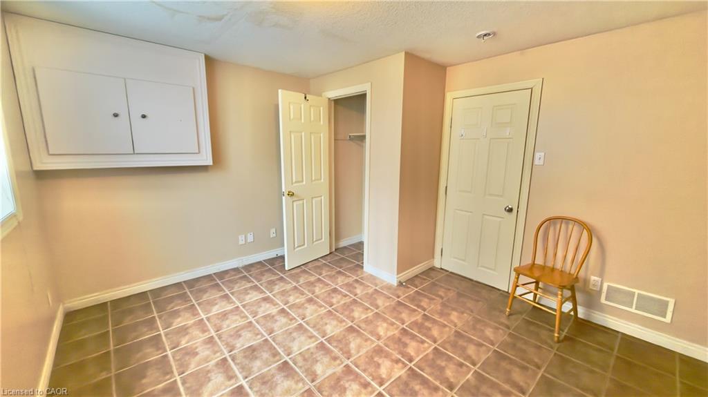 16 Marshall Street Property Photo 14