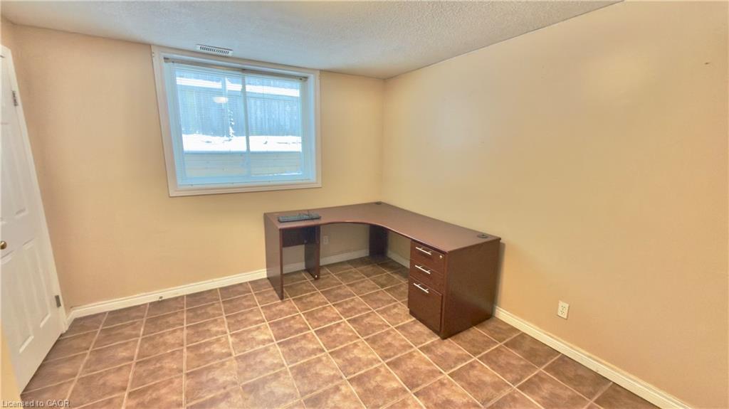 16 Marshall Street Property Photo 19