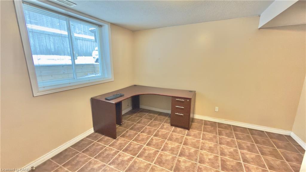 16 Marshall Street Property Photo 20