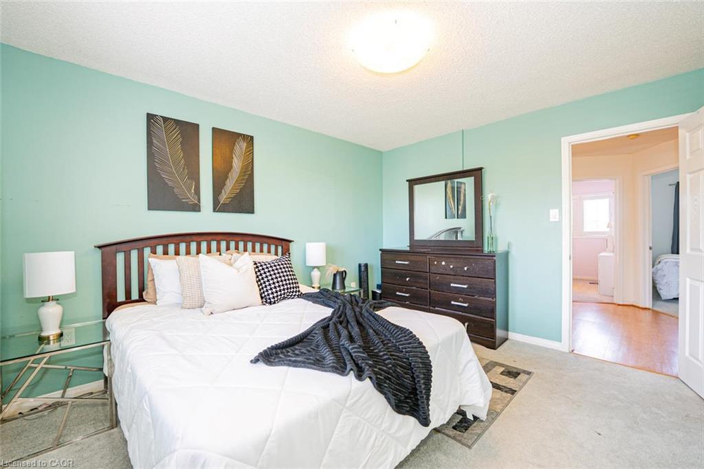 146 Olympia Crescent Property Photo 23