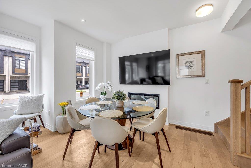9 Crown Gate Property Photo 5