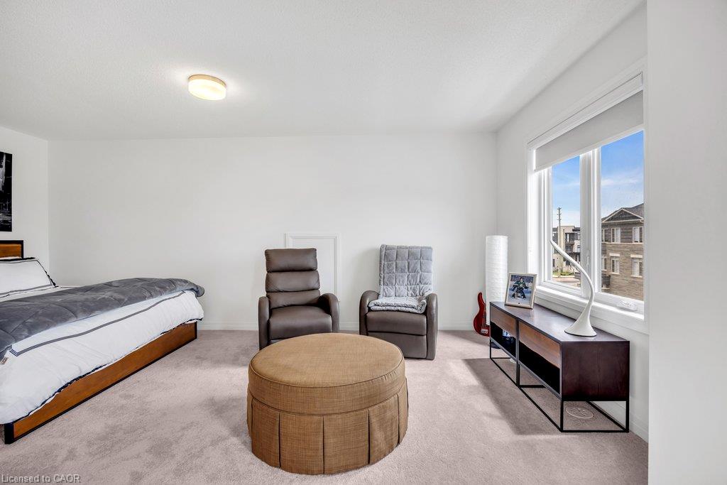 9 Crown Gate Property Photo 29