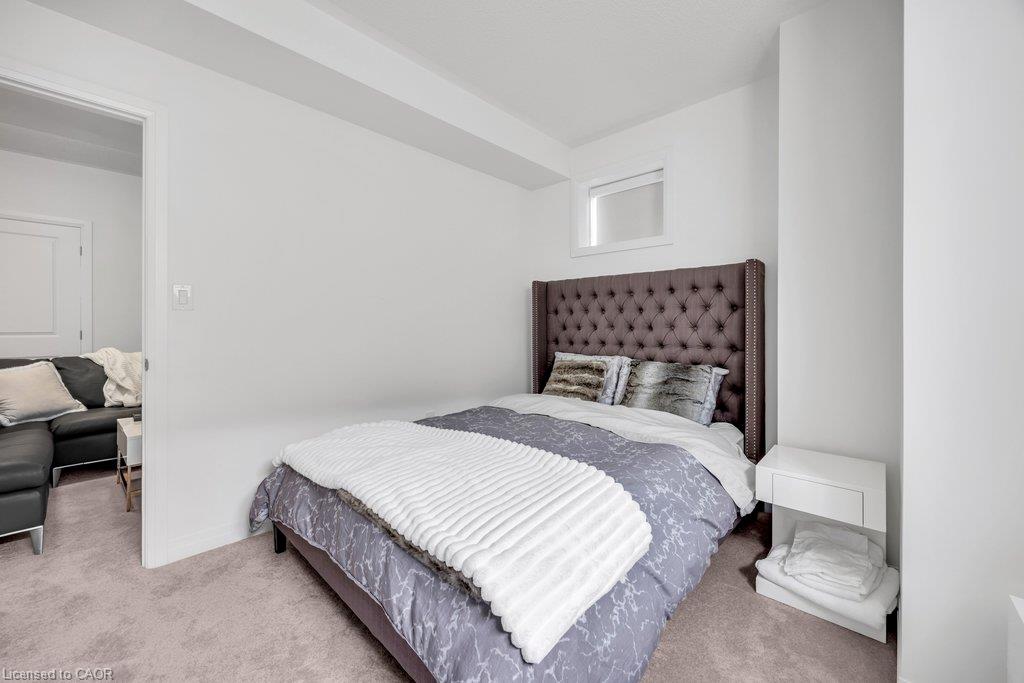 9 Crown Gate Property Photo 37