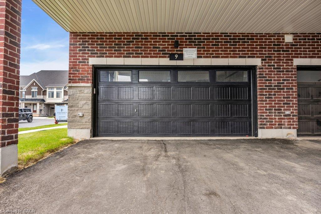 9 Crown Gate Property Photo 38