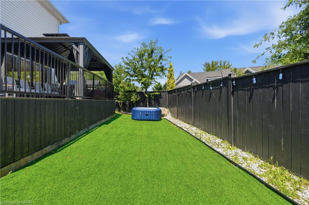 16 Olde School Court Property Photo 32