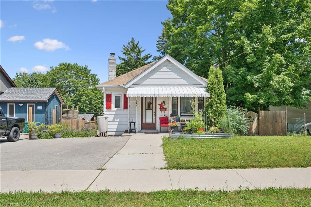 95 Forest Road Property Photo 2