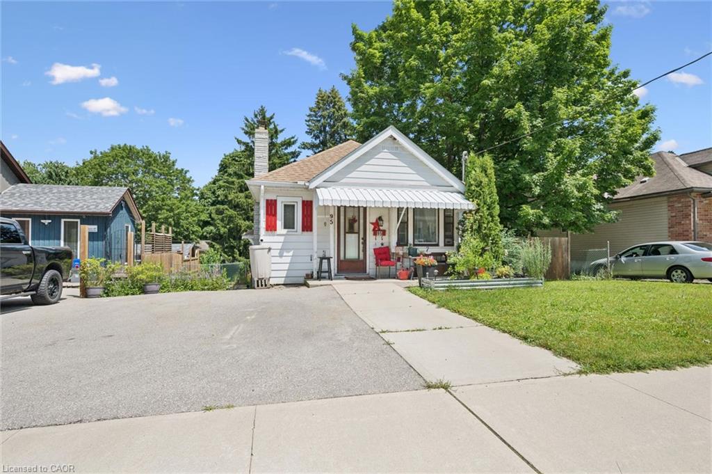 95 Forest Road Property Photo 3