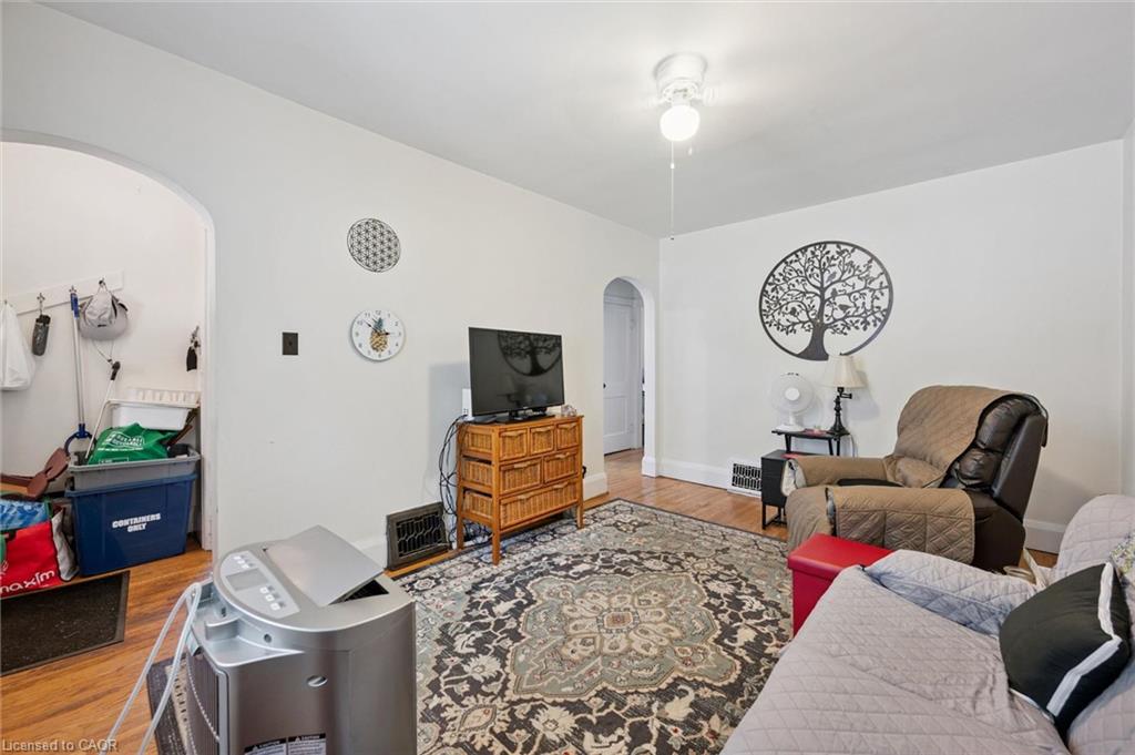 95 Forest Road Property Photo 8