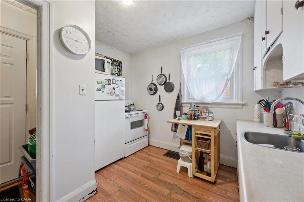 95 Forest Road Property Photo 10