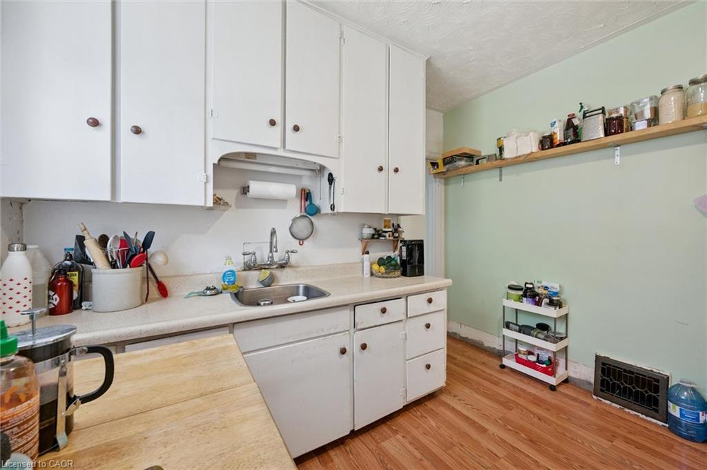 95 Forest Road Property Photo 11