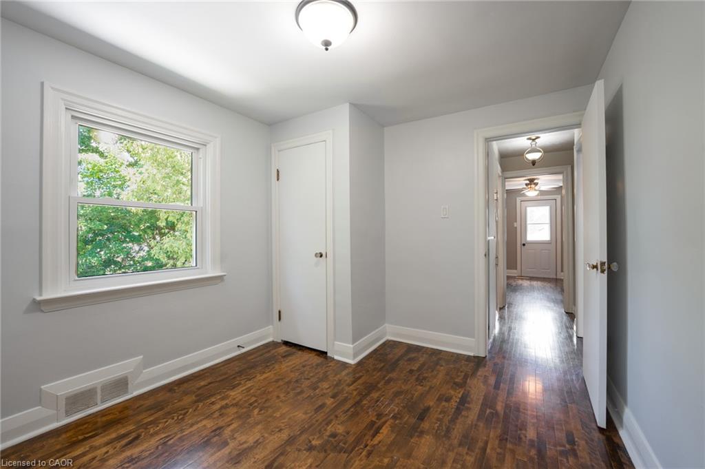 580 Weber Street E Property Photo 26