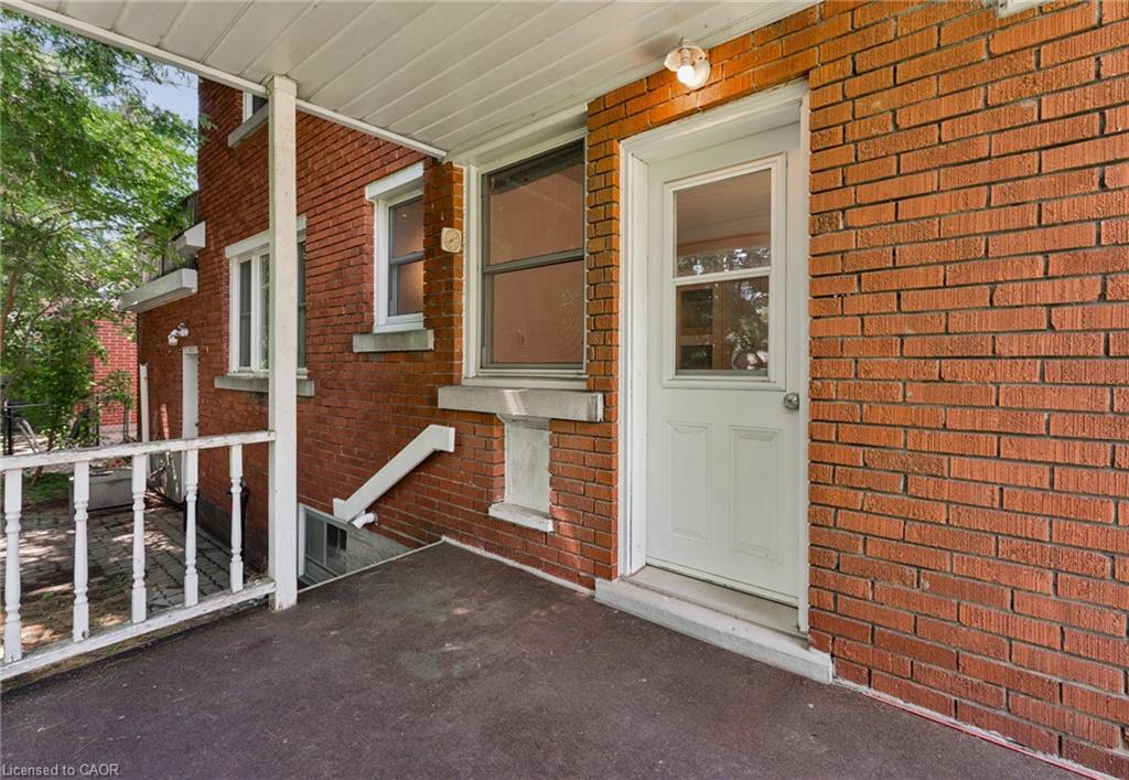 580 Weber Street E Property Photo 35