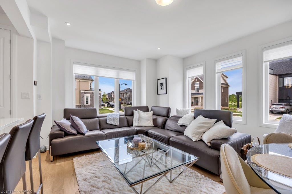 9 Crown Gate Property Photo 3
