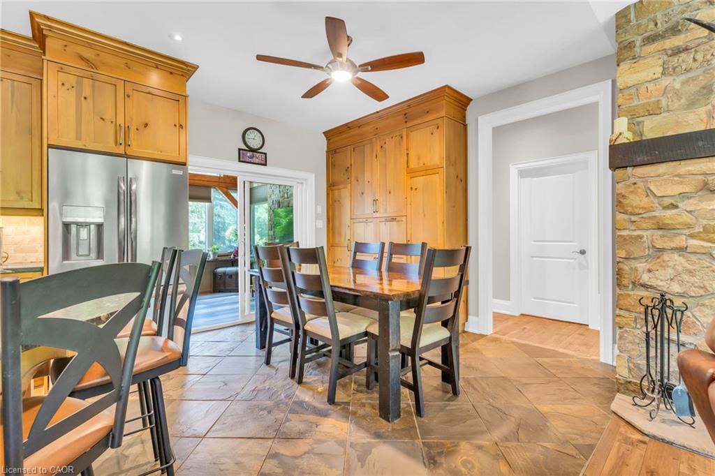 5594 First Line Property Photo 16