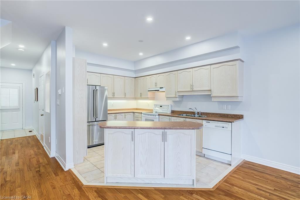 173 Margaret Drive Property Photo 8