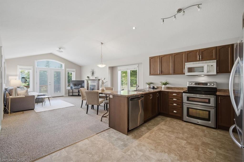 6 Sunnydale Court Property Photo 10
