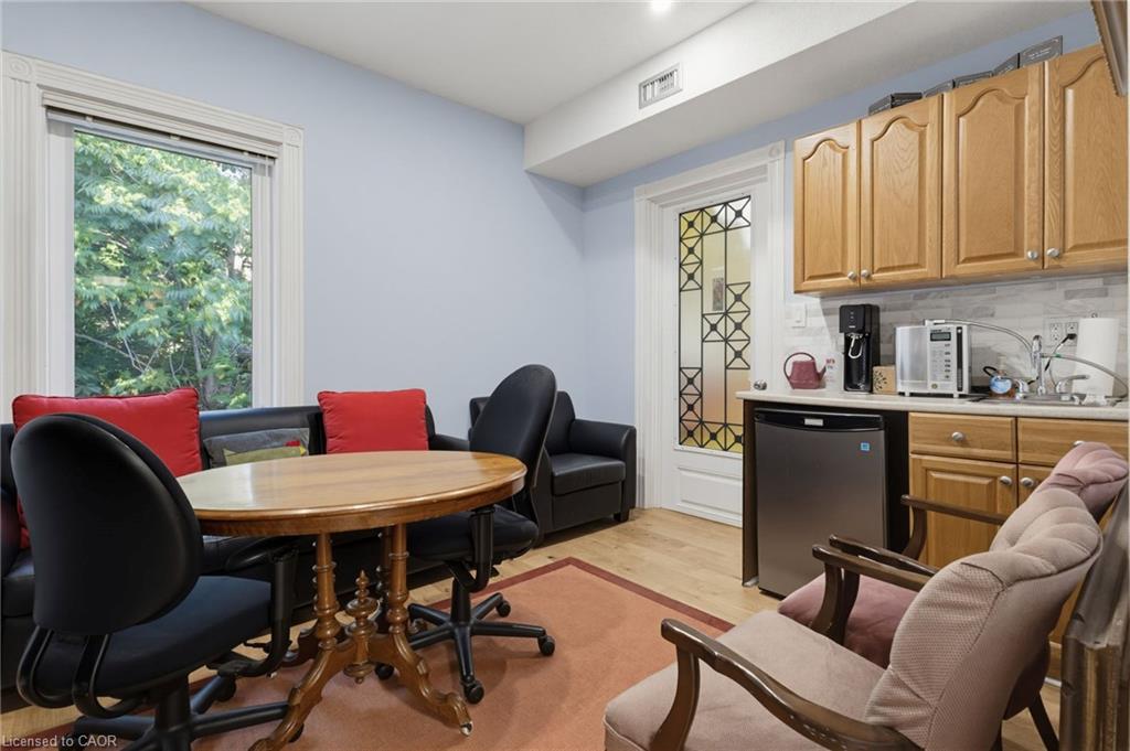 189 Hughson Street S Property Photo 35