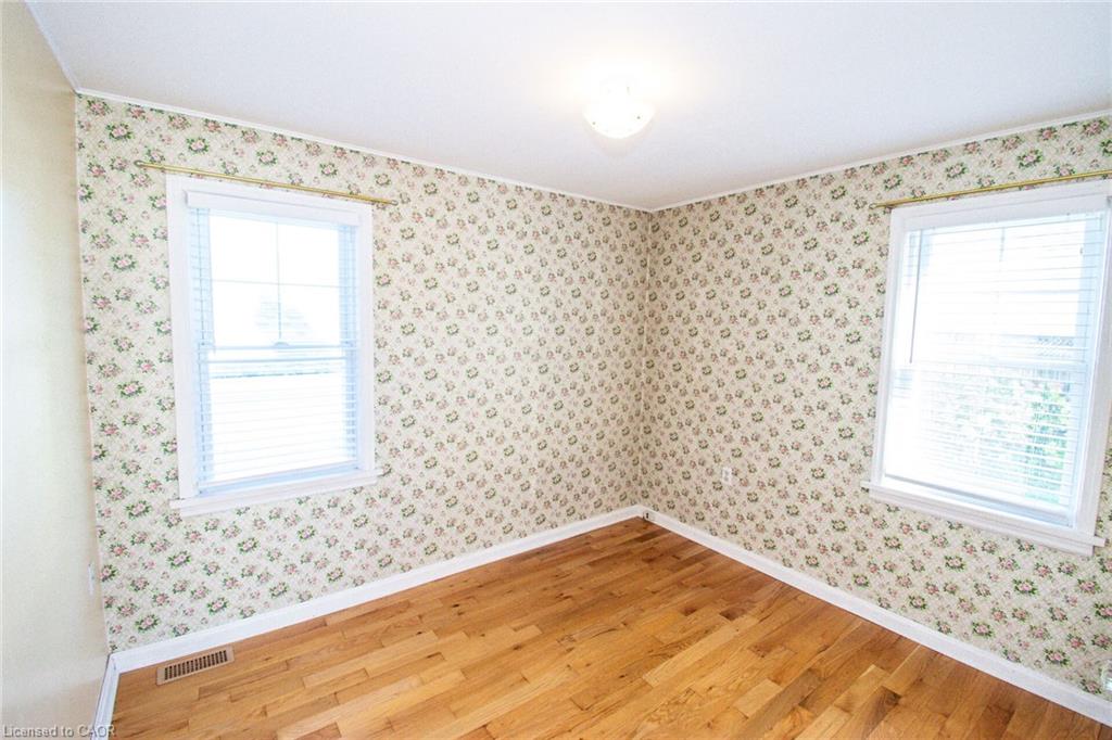 272 Carlton Street Property Photo 10