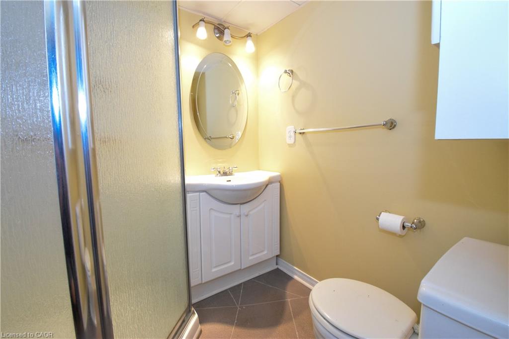 272 Carlton Street Property Photo 17