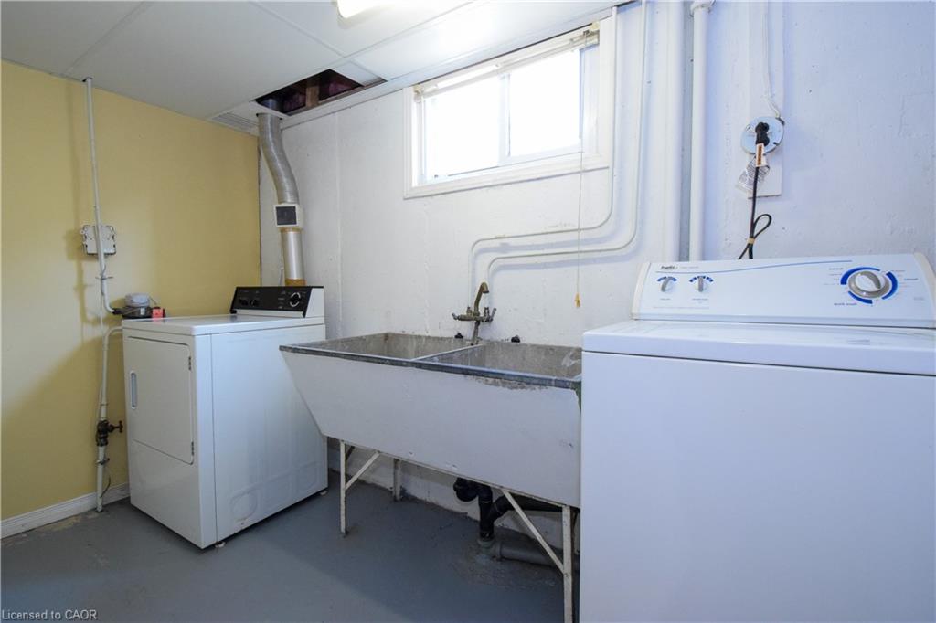 272 Carlton Street Property Photo 18