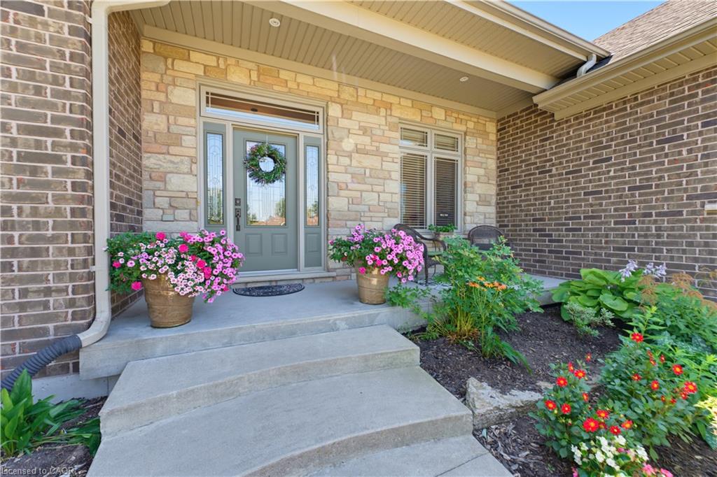 60 Donjon Boulevard Property Photo 3