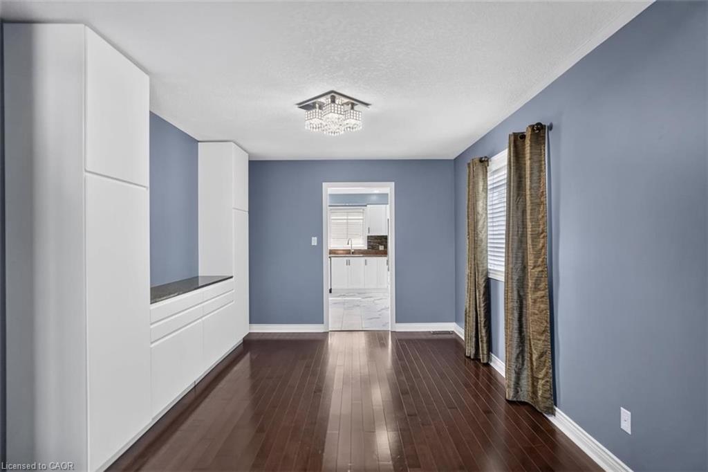 19 Konstantine Court Property Photo 10