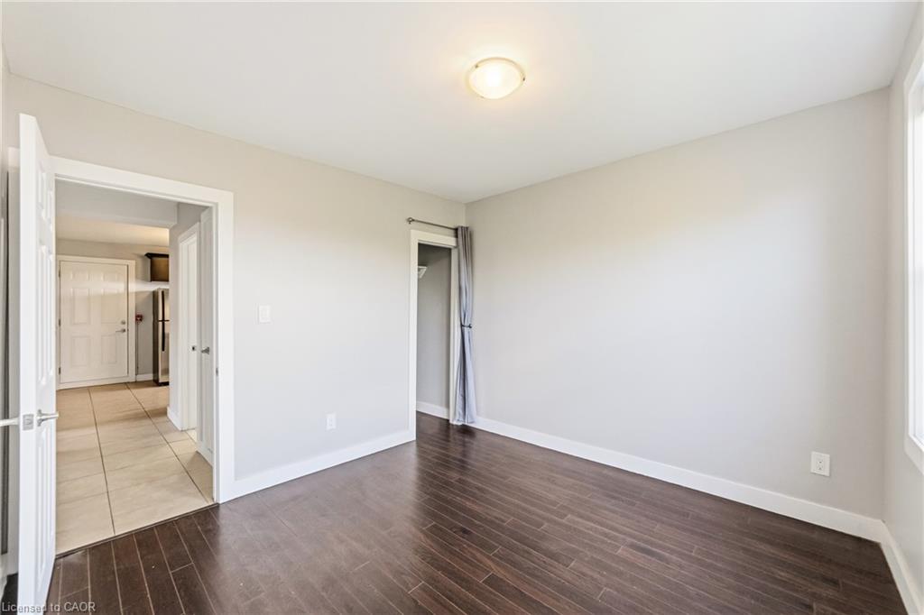 406-1544 King Street E Property Photo 10