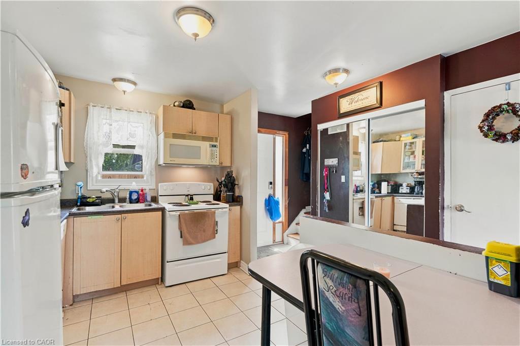 4-131 Rockwood Avenue Property Photo 15
