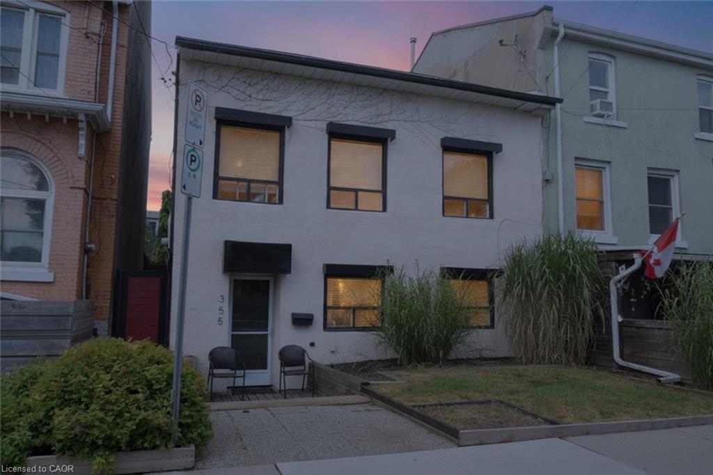 355 Macnab Street N Property Photo 3