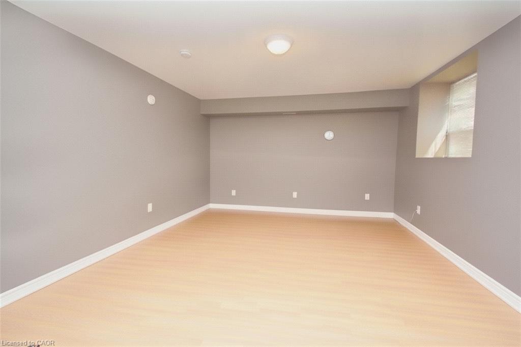355 Macnab Street N Property Photo 9
