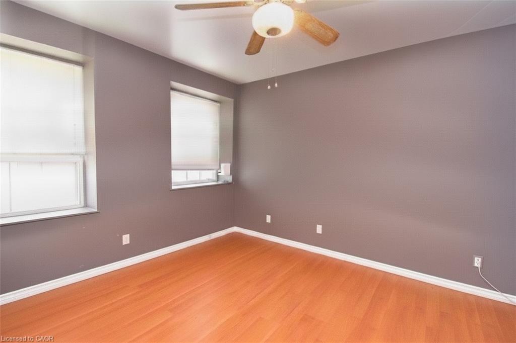 355 Macnab Street N Property Photo 14
