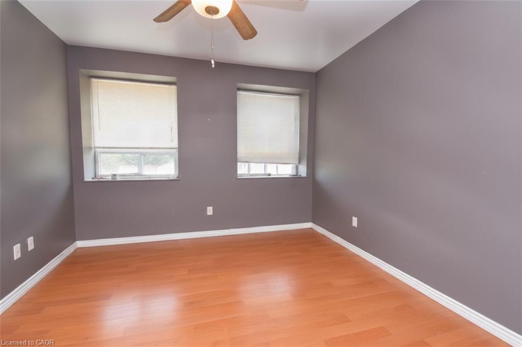 355 Macnab Street N Property Photo 15