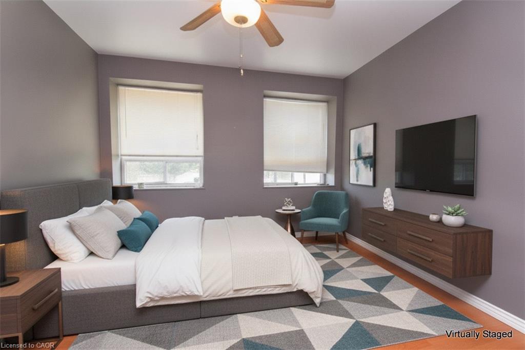 355 Macnab Street N Property Photo 16