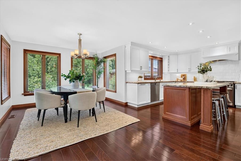 339 Kingsway Place Property Photo 6