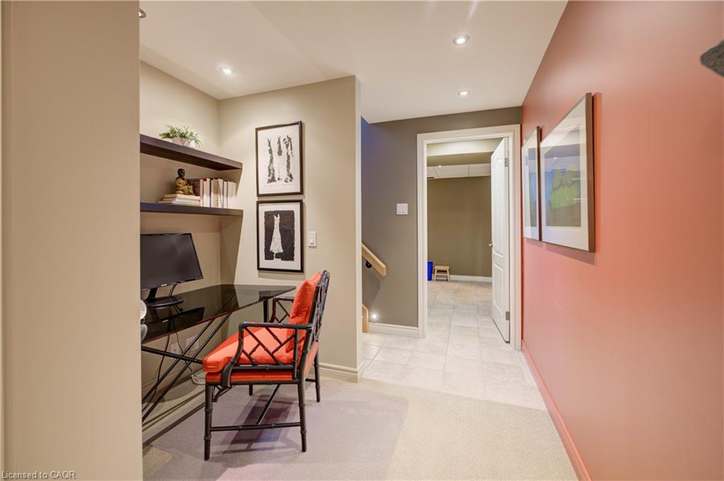 530 Rheinland Place Property Photo 24