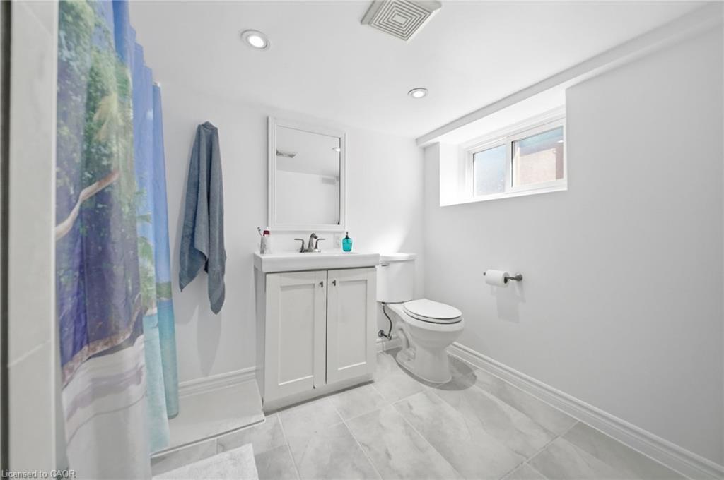 146 Ottawa Street S Property Photo 29