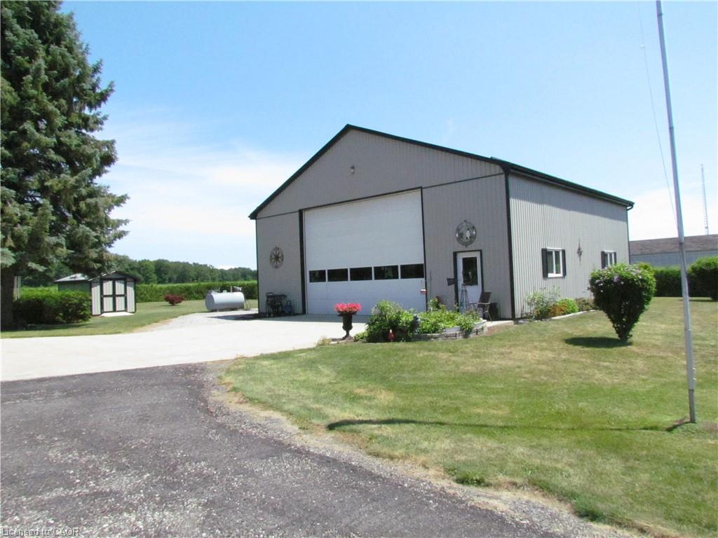 1325 Lakeshore Road Property Photo 2