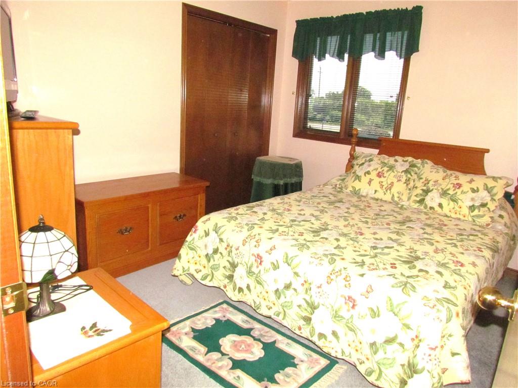 1325 Lakeshore Road Property Photo 20