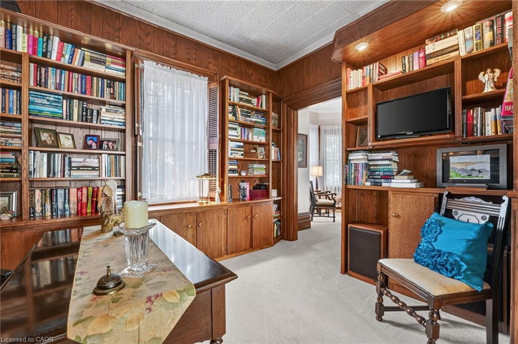 438 Broad Street W Property Photo 11