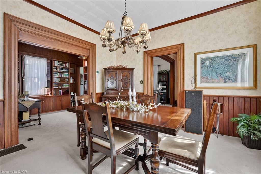 438 Broad Street W Property Photo 13