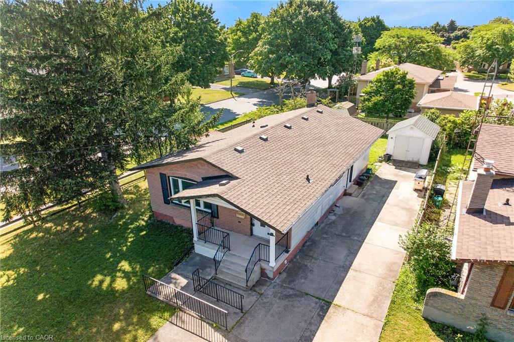 10 Tracey Road Property Photo 43