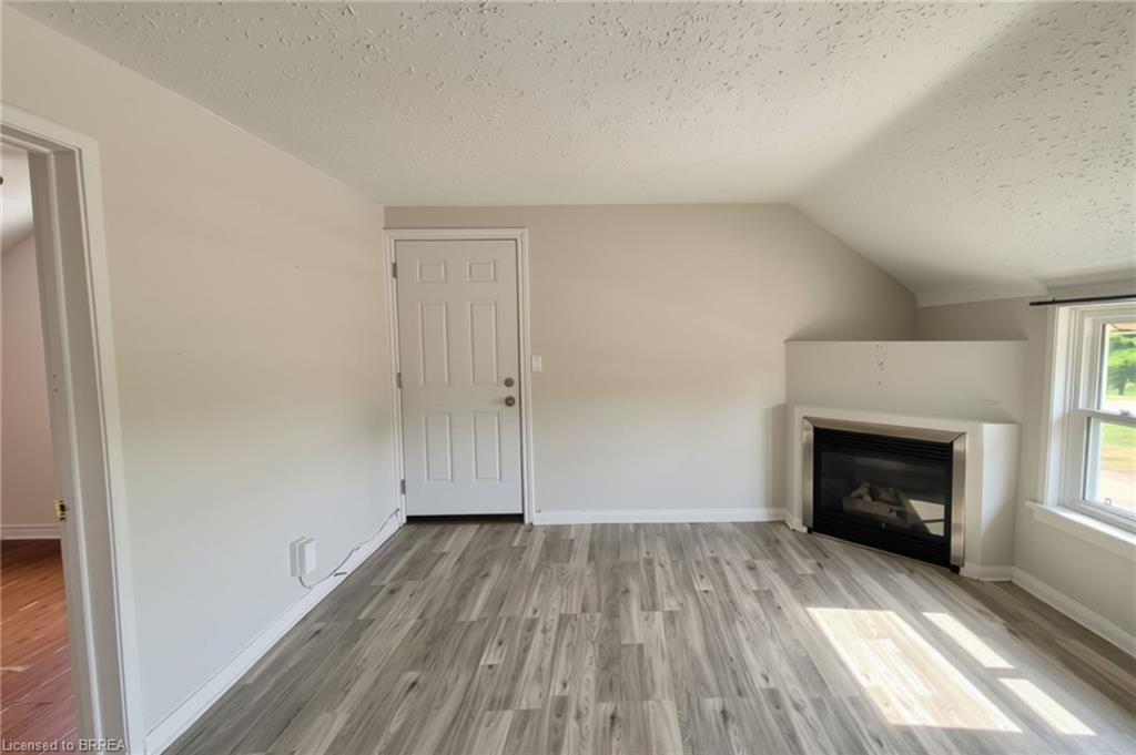1-301 Campbell Street Property Photo 2
