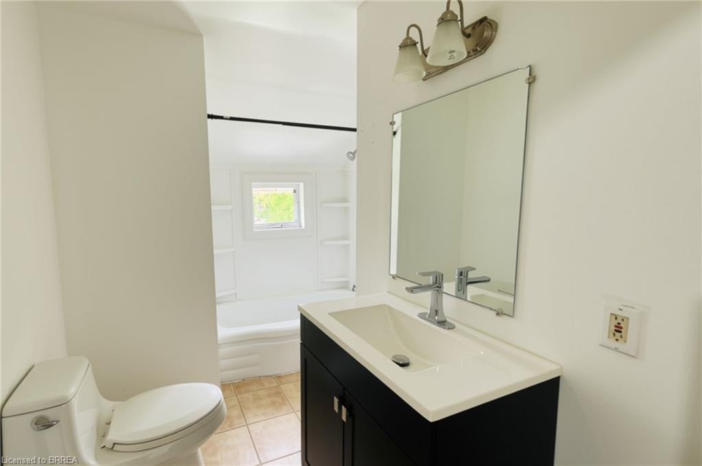 1-301 Campbell Street Property Photo 4