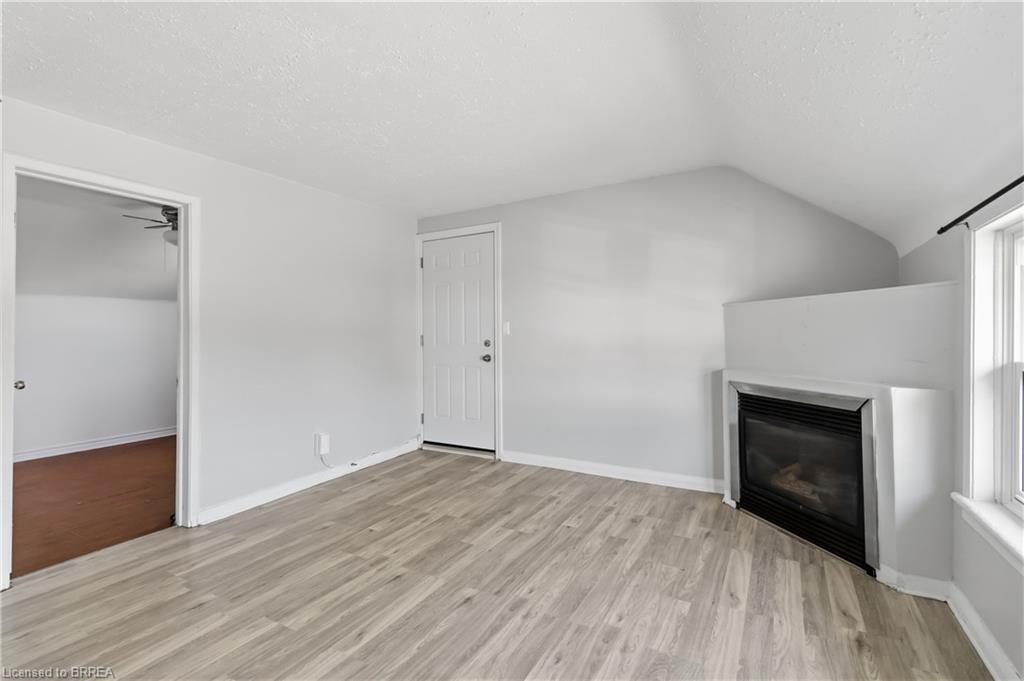 1-301 Campbell Street Property Photo 6