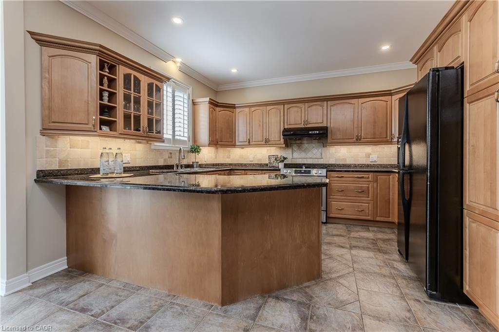 67 Walcotte Avenue Property Photo 13