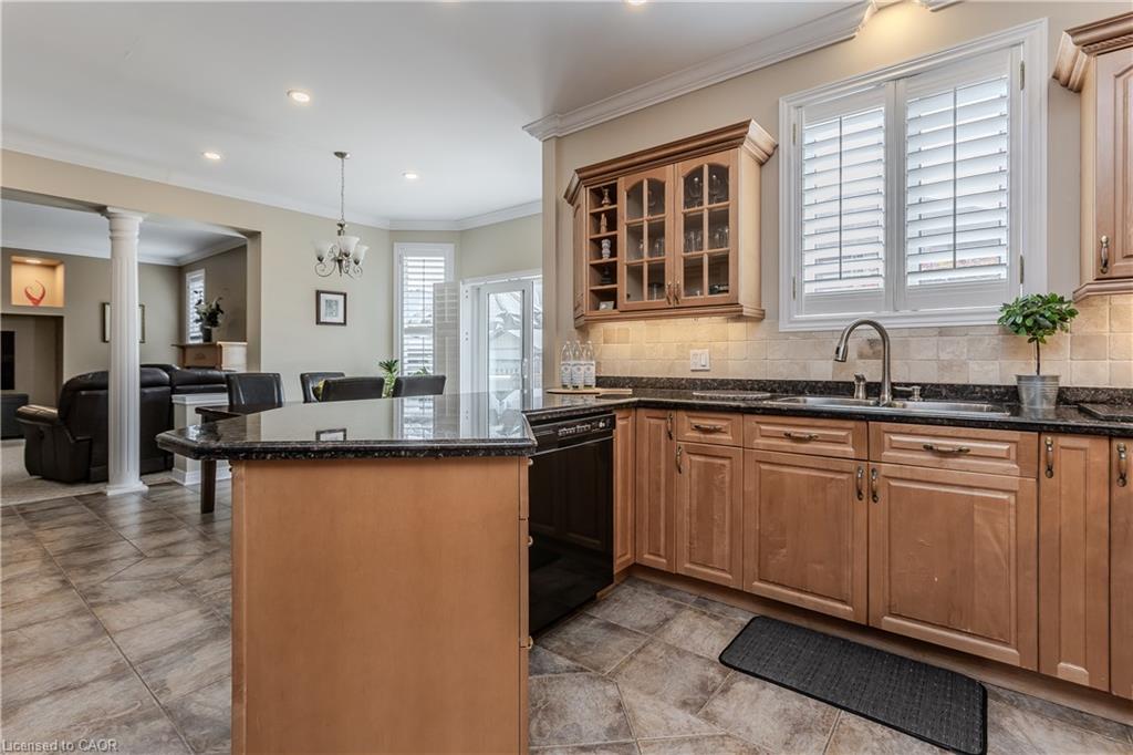 67 Walcotte Avenue Property Photo 15