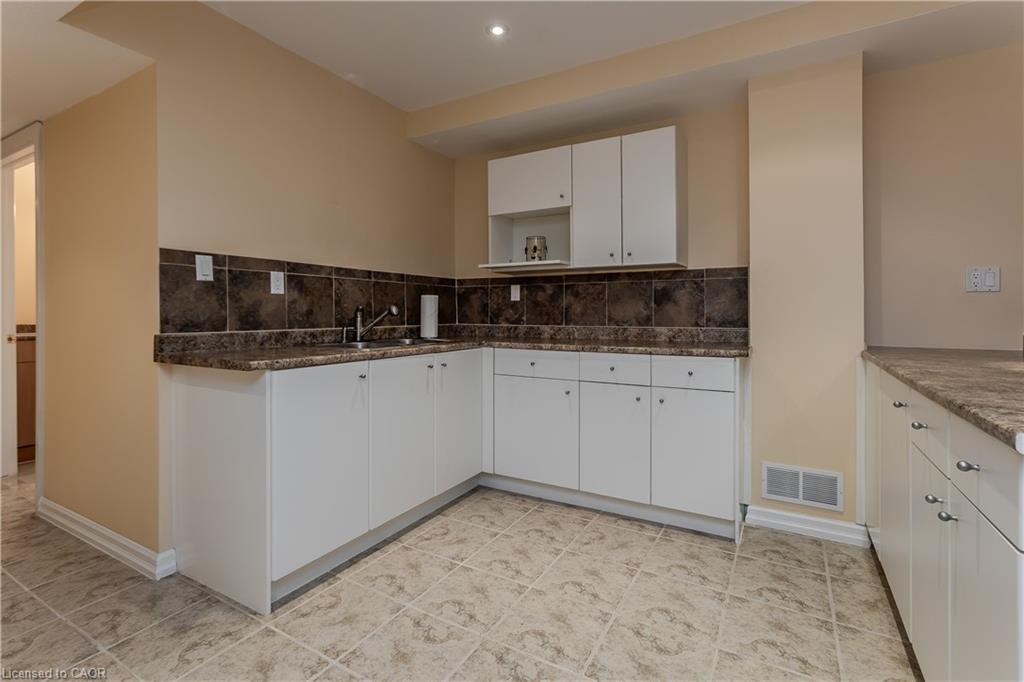 67 Walcotte Avenue Property Photo 38