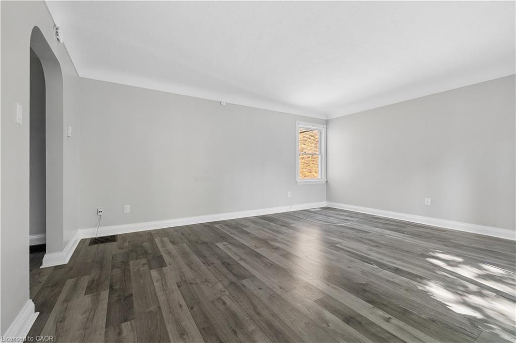 92 Lake Street Property Photo 17