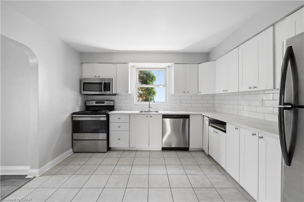 92 Lake Street Property Photo 20