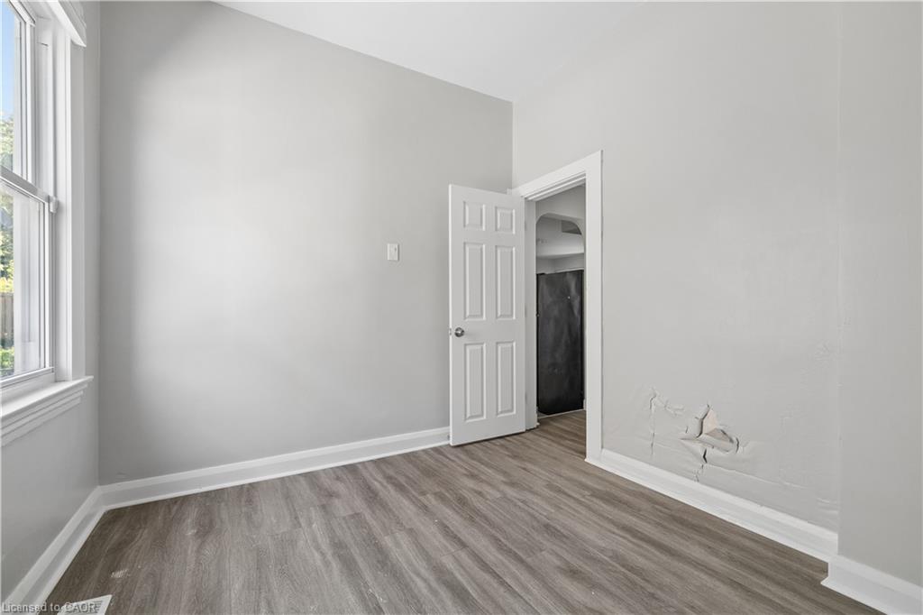 92 Lake Street Property Photo 26